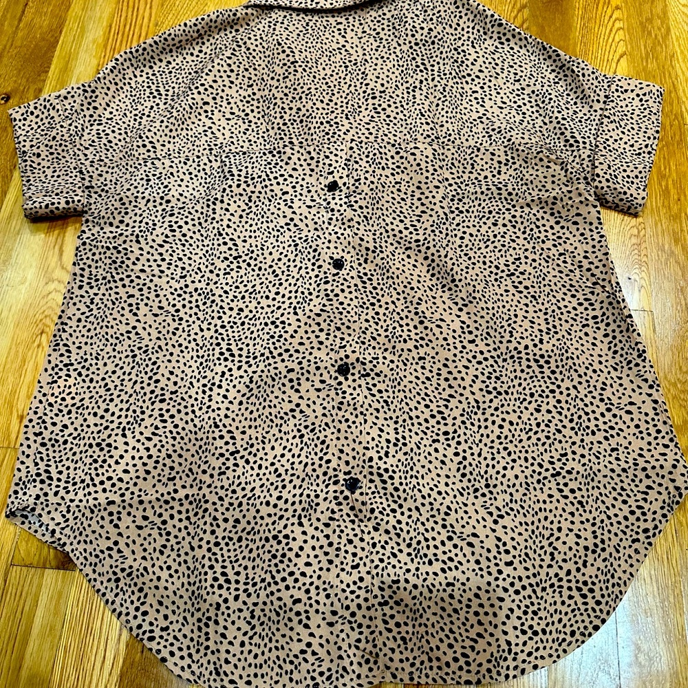 Small. Tunic - Picture 10 of 11